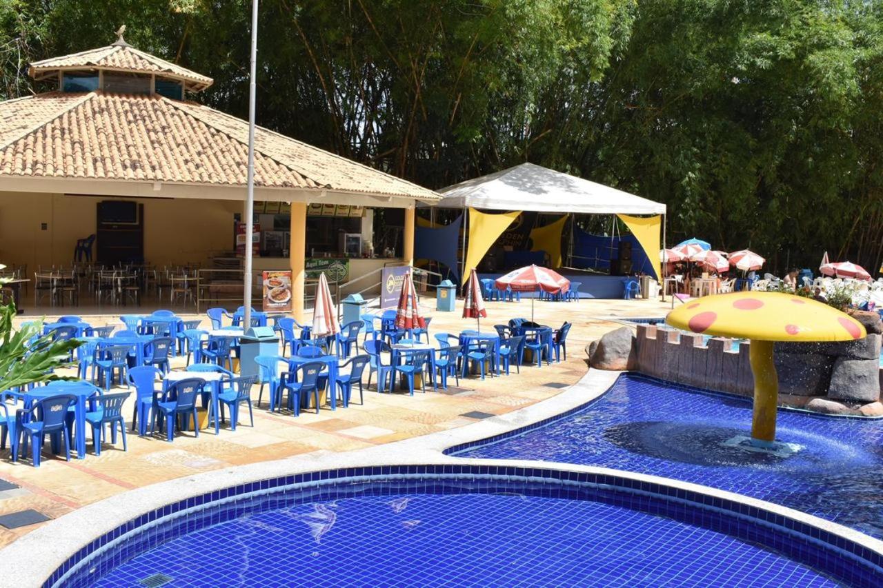 Hotel Golden Dolphin Grand Hotel 111 Caldas Novas Kültér fotó
